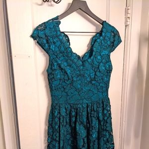 *Must Go By 12/15* Betsey Johnson Green Lace Dress